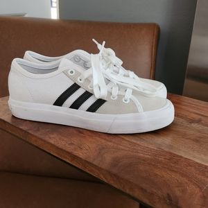 Adidas Matchcourt